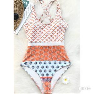 Cupshe One-Piece Patterned Swimsuit NWT